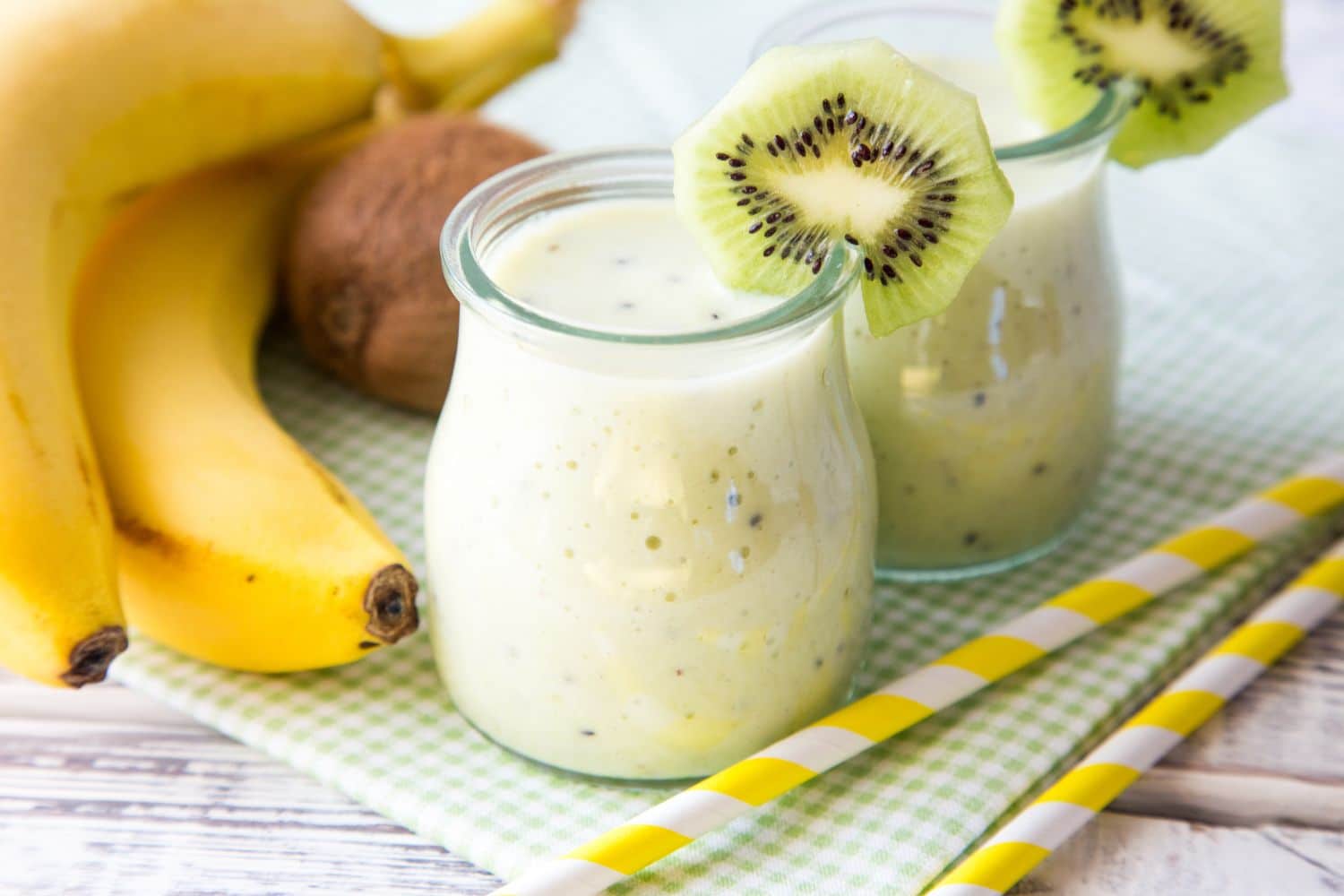 Smoothie Banane Kiwi Délicieux et Pas Cher